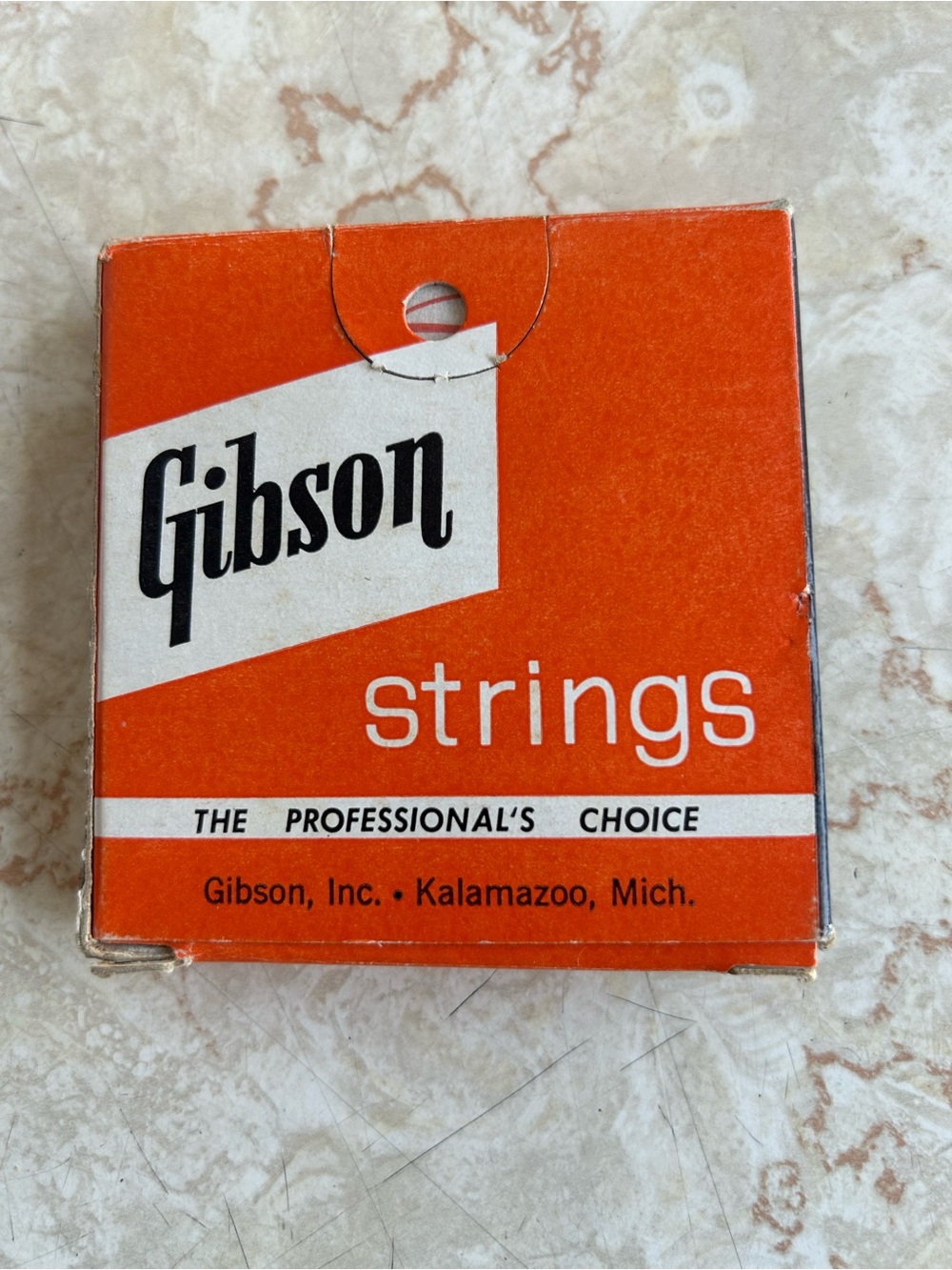 Vintage Gibson guitar strings box from the Kalamazoo, Michigan era,
